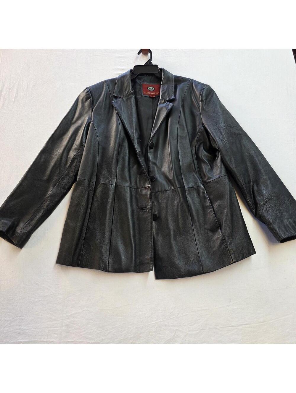 Marc Mattis Moto Women's Leather Jacket size XL Black Buttons Lined Peak Lapel